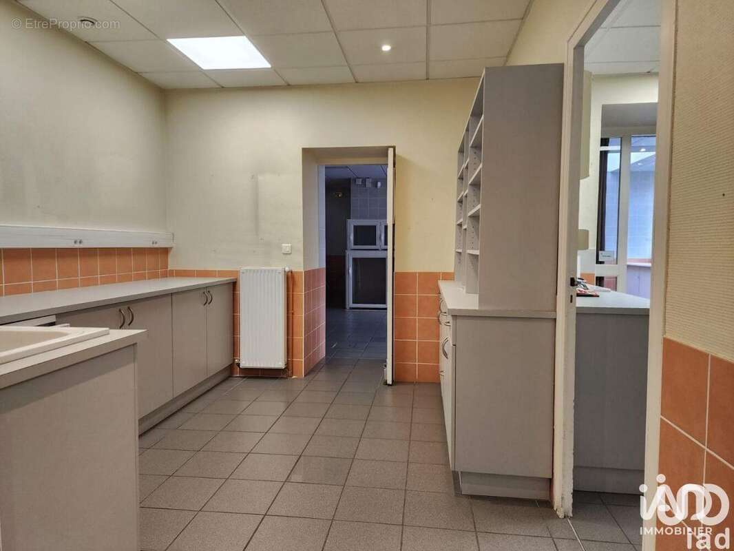 Photo 3 - Commerce à DUNIERES