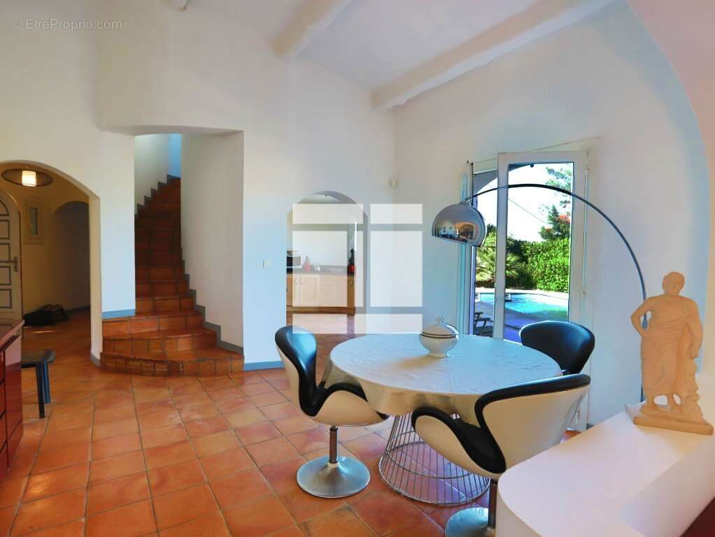 Maison à BORGO