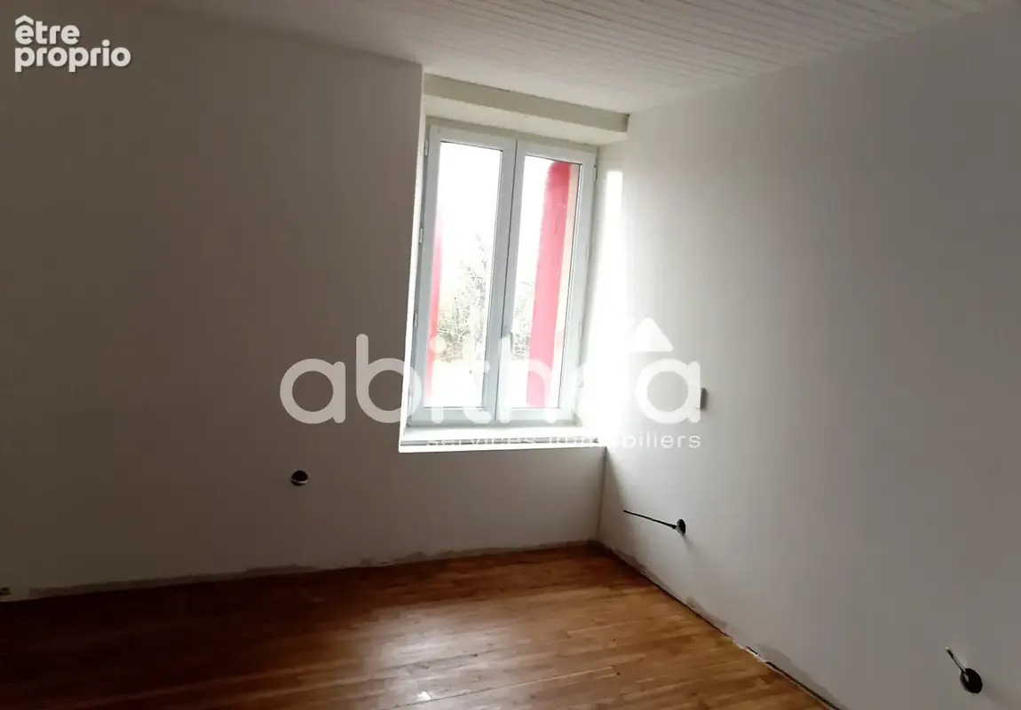 Maison d'habitation en pierre apparentes habitable de suite de  77 m2 +25m2 - photo 5