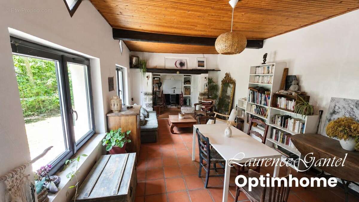Maison atypique avec dépendance et terrain de 1 550 m² sans vis-à-vis – Barrême - photo 8