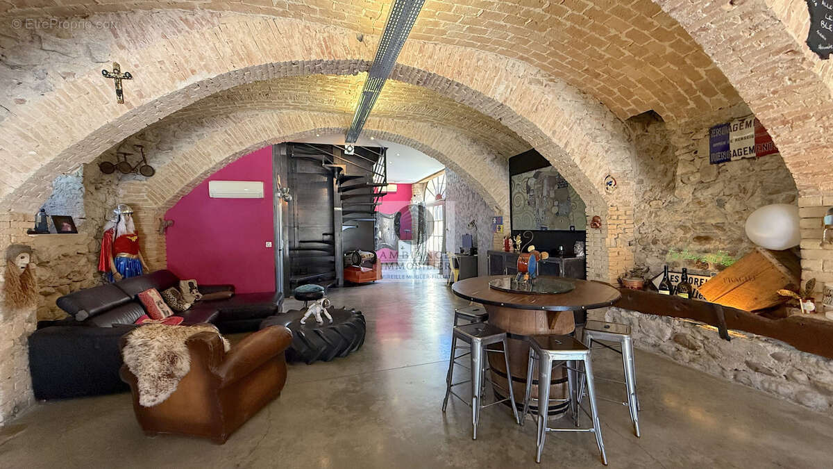 Maison à LIVRON-SUR-DROME