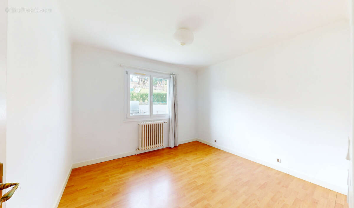 Maison à SAINT-PIERRE-D'IRUBE