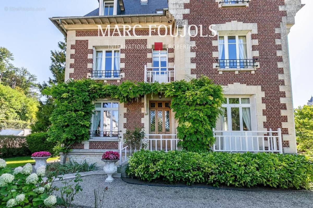 Maison à PIERREFONDS