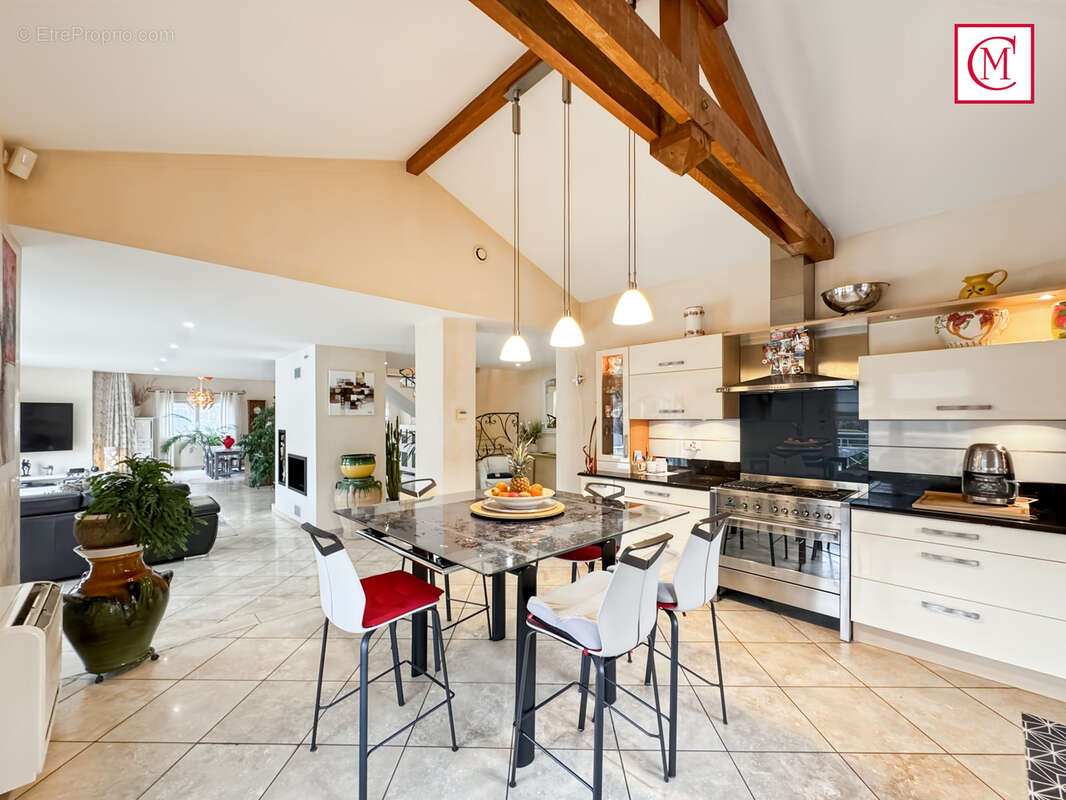 Maison à DOMENE