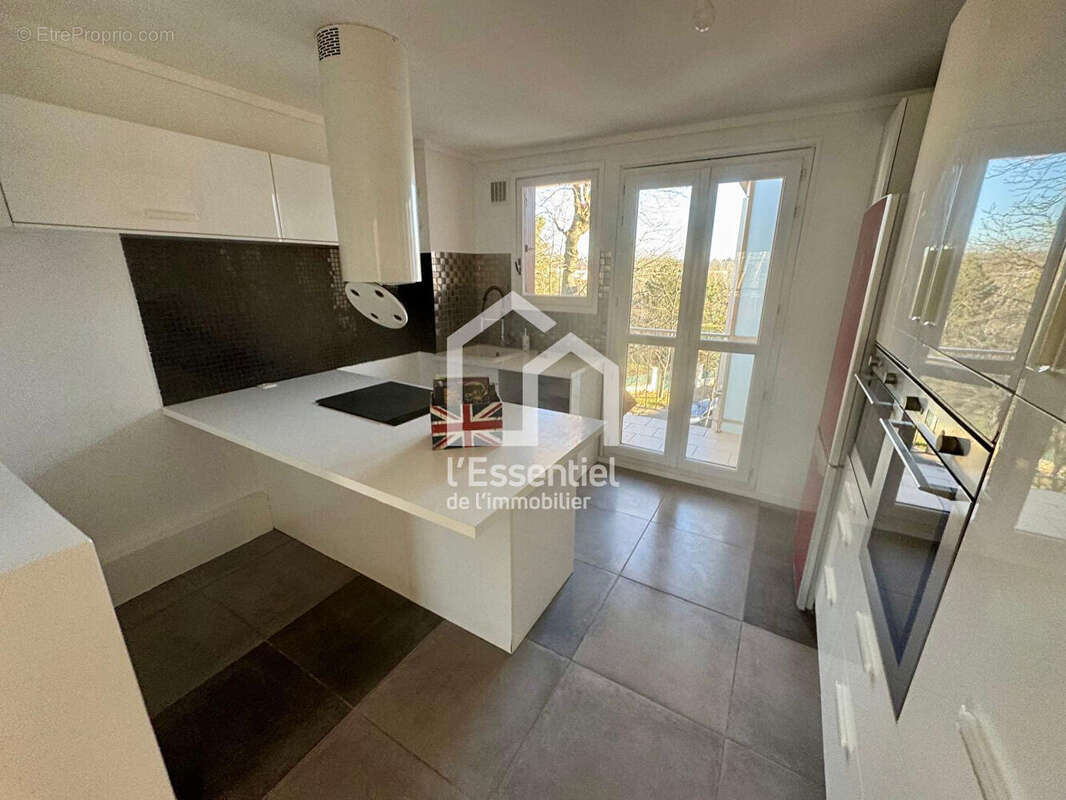 Appartement à MAISONS-LAFFITTE