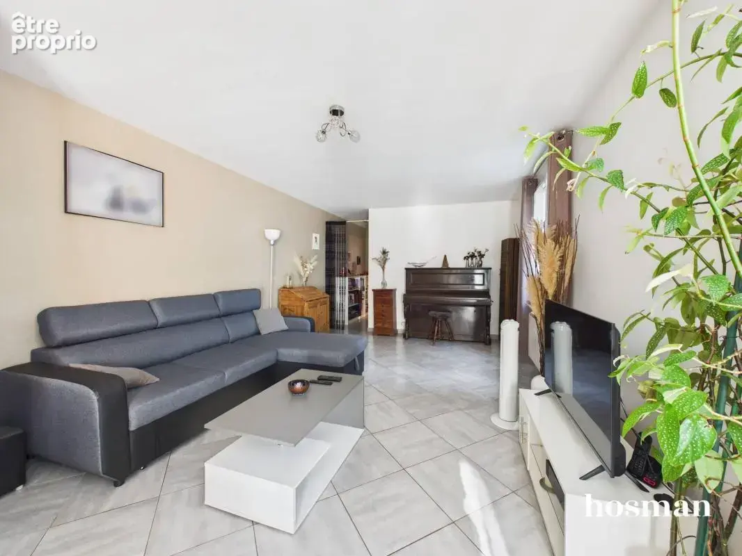 Superbe ! Maison avec jardin en très bon état - Metro à 10min - photo 5