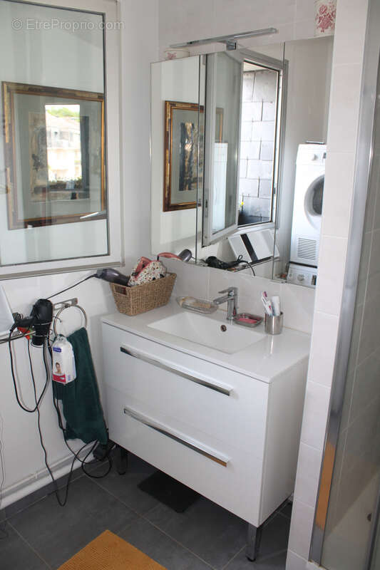 Appartement à SAINT-CYR-SUR-LOIRE