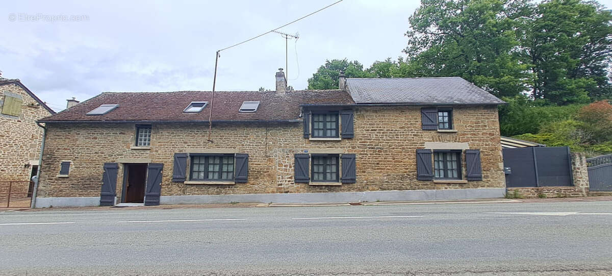 Maison à SAINT-PIERRE-DES-NIDS