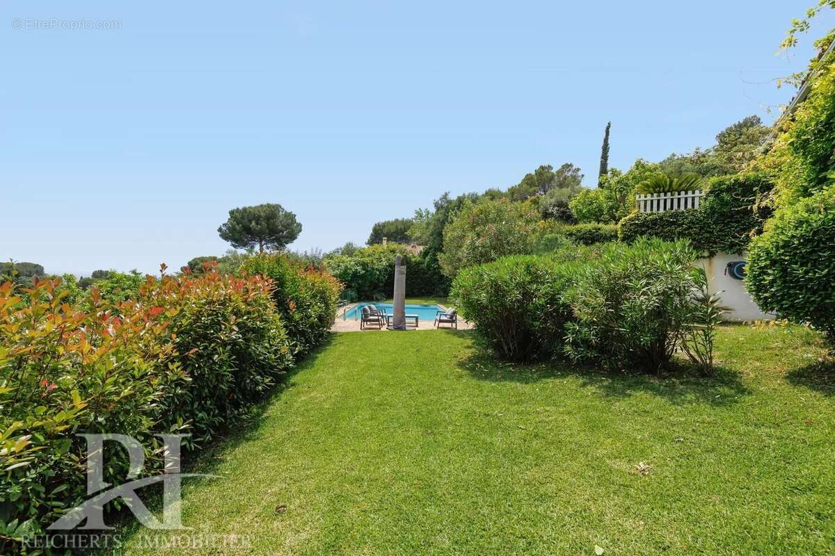 Maison à MOUGINS
