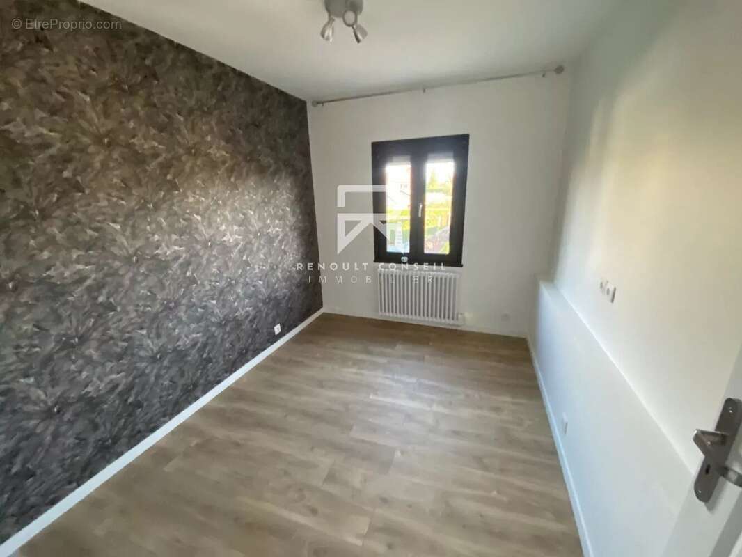 Maison à FRANQUEVILLE-SAINT-PIERRE