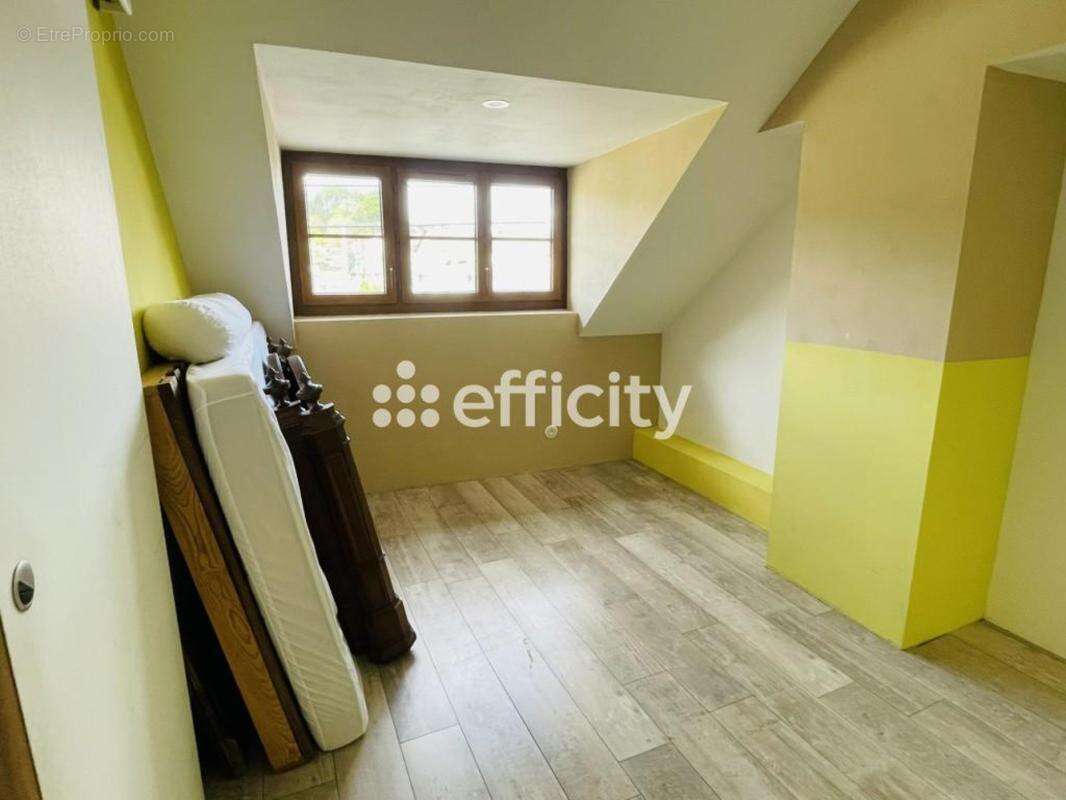 Maison à LA FERTE-BERNARD