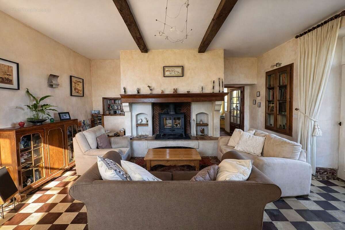 Maison à MADIRAN