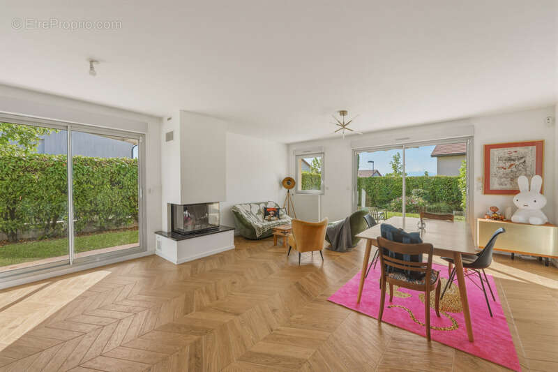 Maison à vendre 6 pièces PREVESSIN MOENS (01) - photo 3