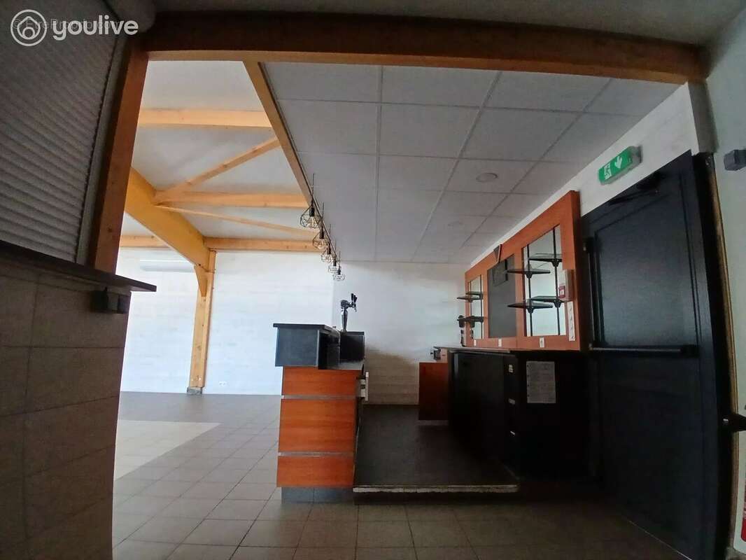 Ensemble immobilier d'activité de 770 m² avec revenu locatif immédiat – Terrain clos de 2 300 m² - photo 10