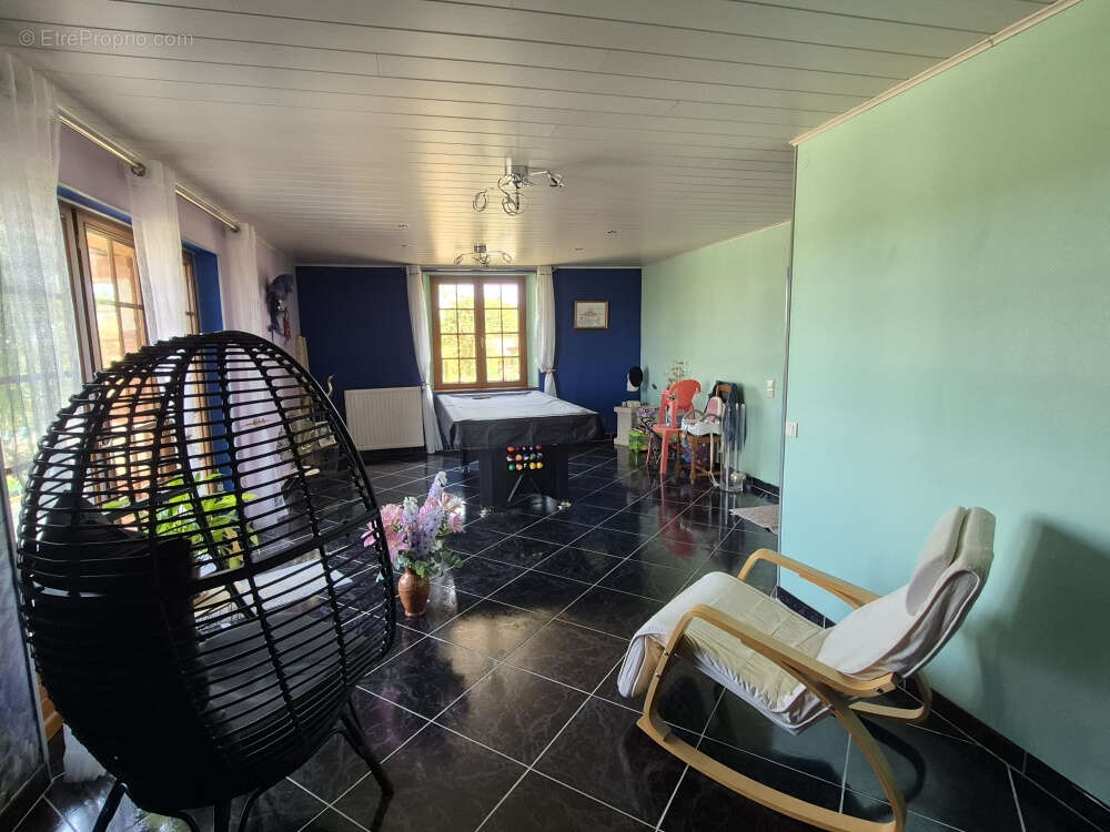 A Ordan-Larroque, Grange en pierre rénovée de 221m2 avec piscine - photo 8