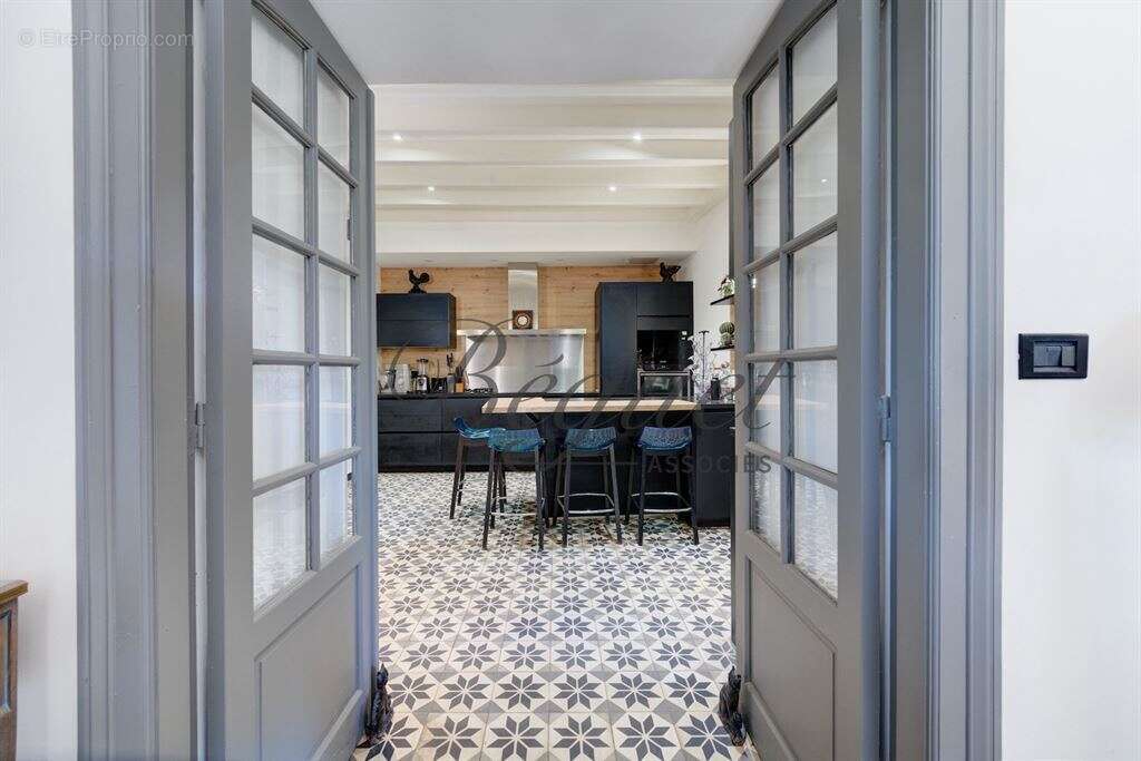 Maison à VERNOU-SUR-BRENNE