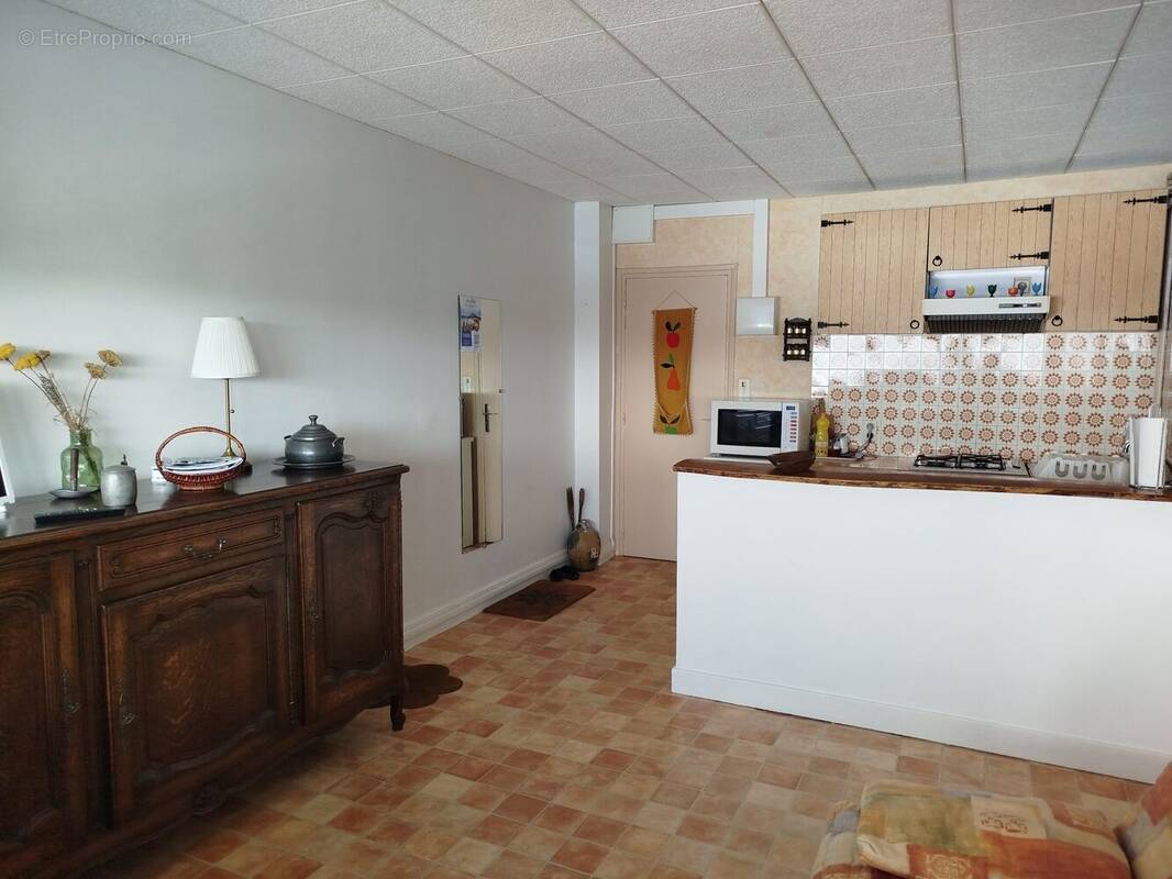 Appartement à BESSE-ET-SAINT-ANASTAISE