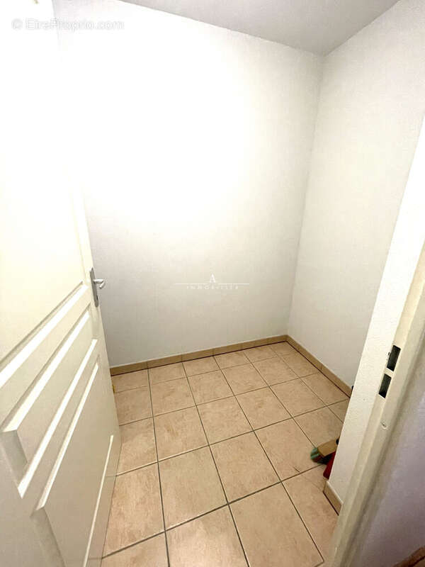 Appartement 41 m² à Saint-Mamet  - photo 7