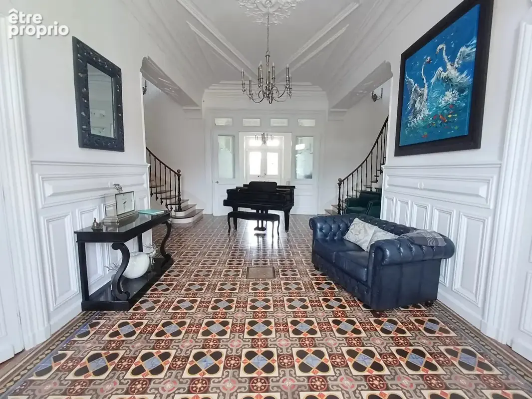 Magnifique château avec piscine chauffée - photo 2