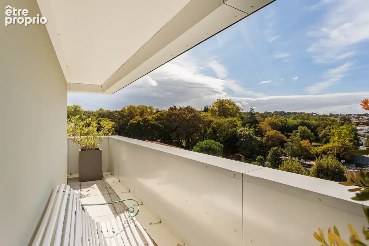 Dernier étage, terrasse de 74m2, vue panoramique - photo 8