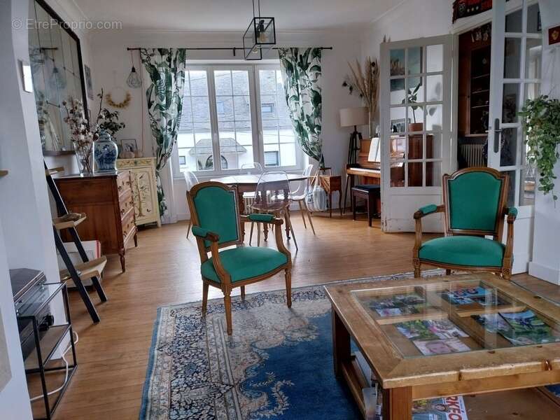 Maison à LE RELECQ-KERHUON
