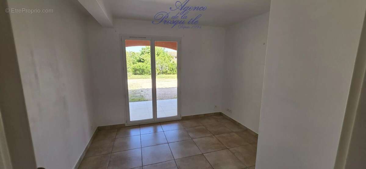 Maison à HYERES