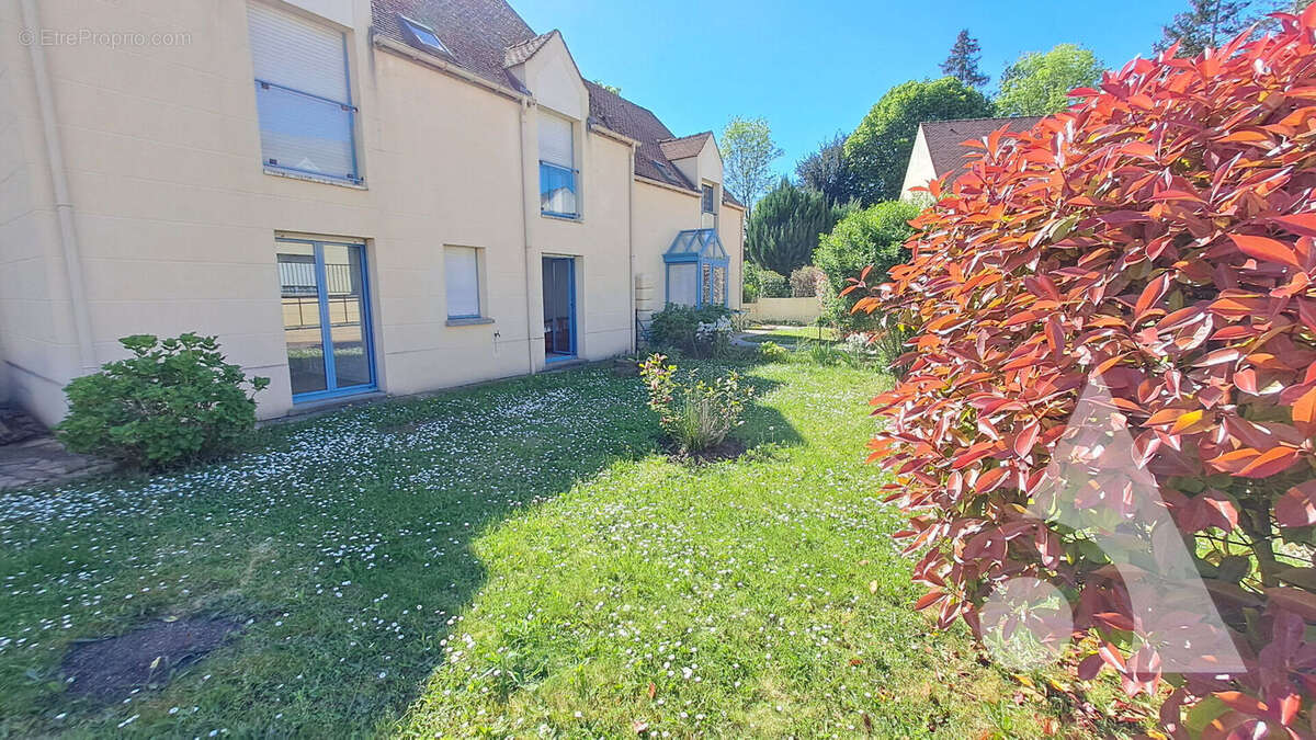 Appartement à SAINT-REMY-LES-CHEVREUSE