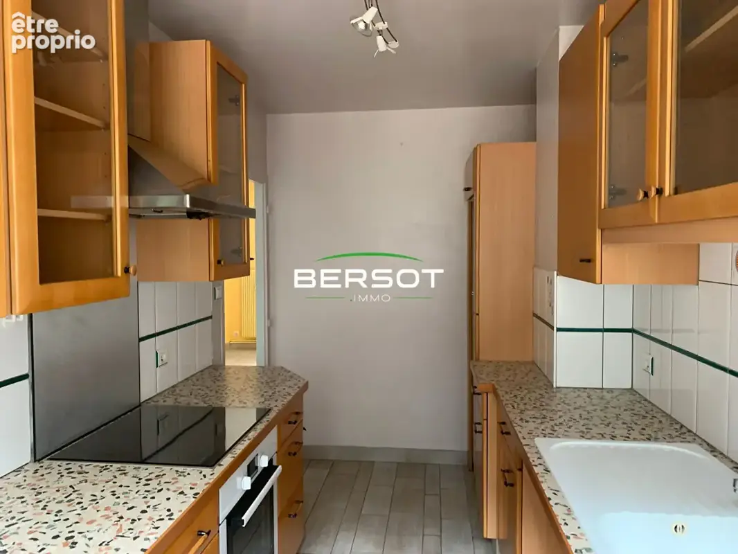 Appartement T3 de 60 m² avec grand séjour, balcon, parking et cave à Pontarlier ? Exclusivité Bersot Immobilier - photo 5