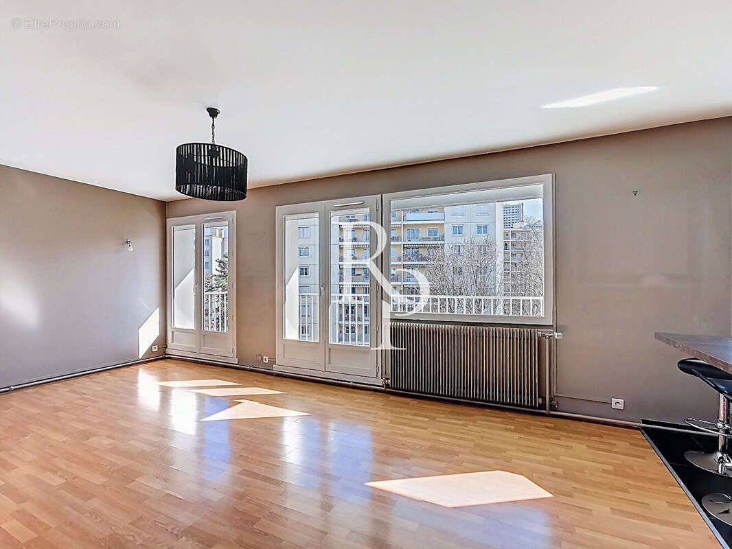 Appartement à LYON-5E