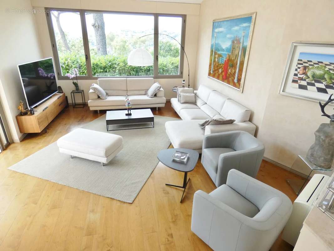 Maison à MOUGINS
