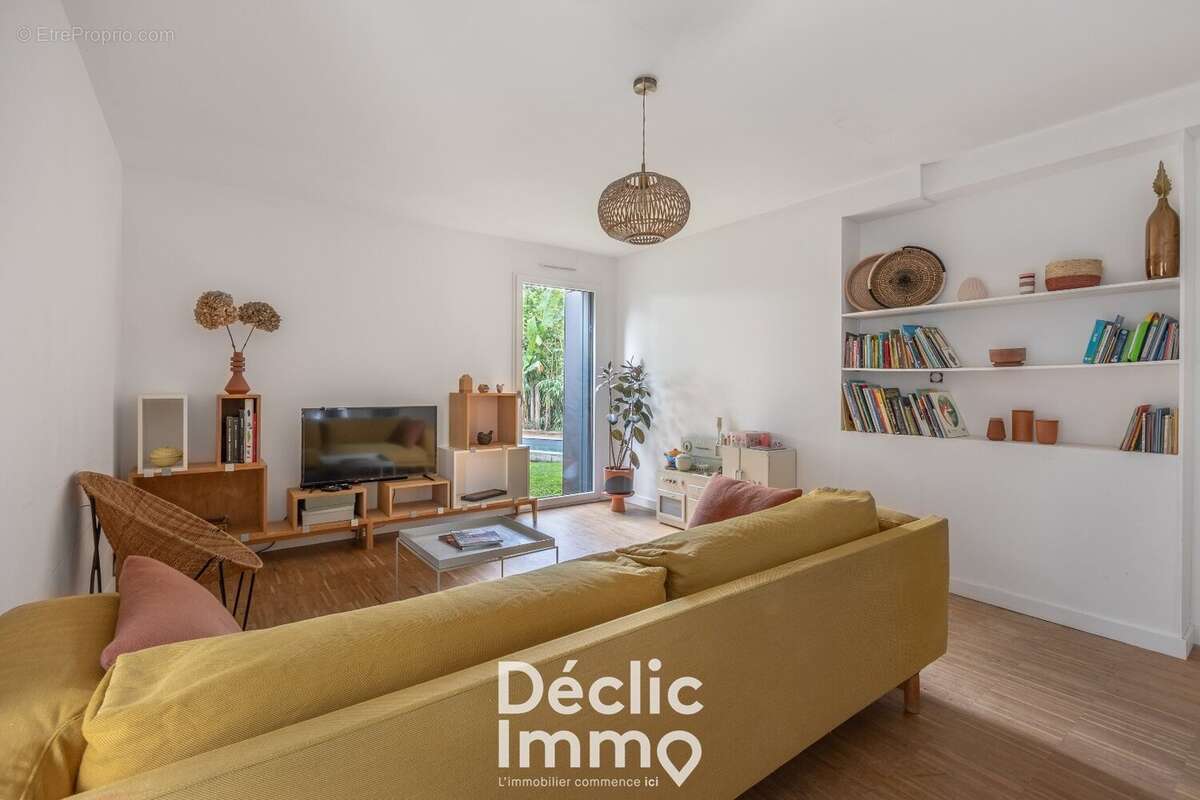 Maison à CARIGNAN-DE-BORDEAUX