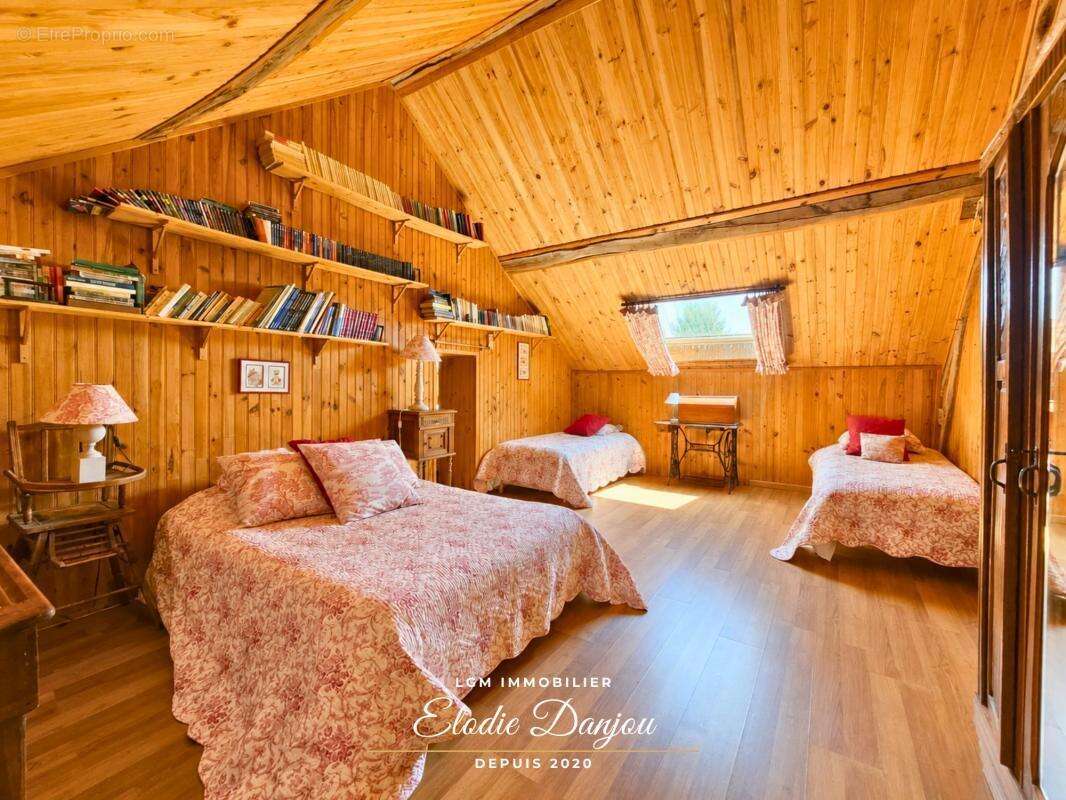 Maison en pierre avec 3 chambres, piscine et dépendances – À 10 minutes de Châteaudun - photo 11