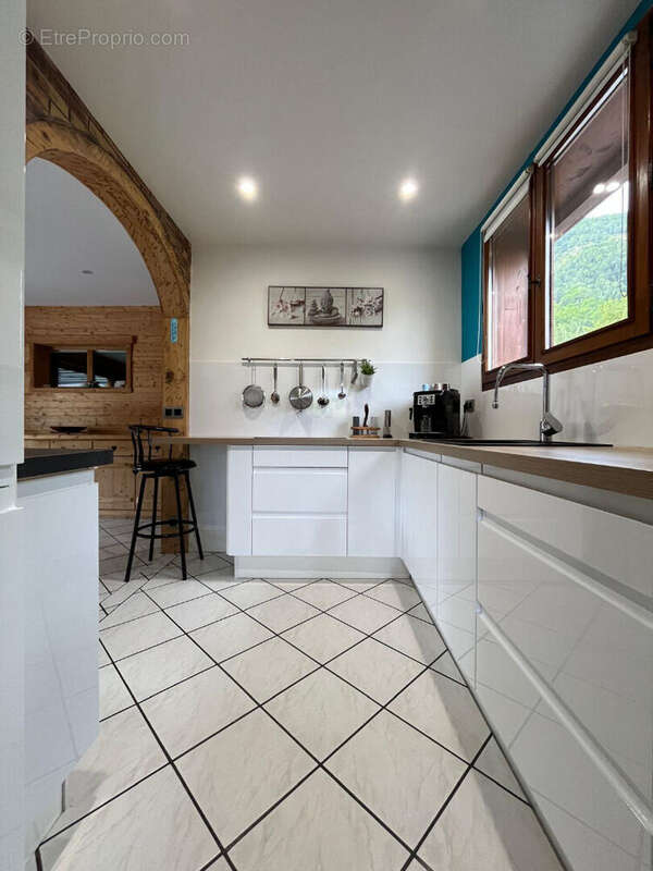 Maison - 7 pièces - Bourg-Saint-Maurice - Exclusivité - photo 5