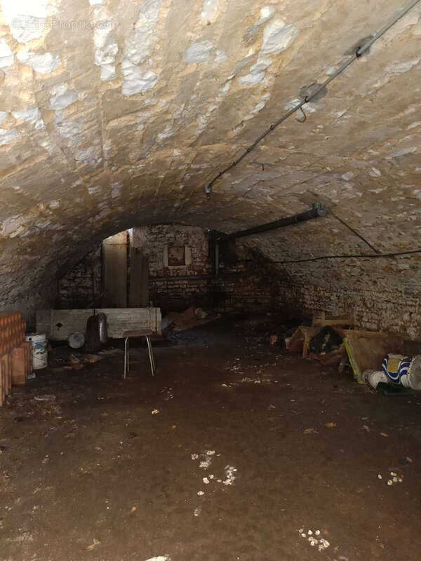 Maison à SANCERGUES