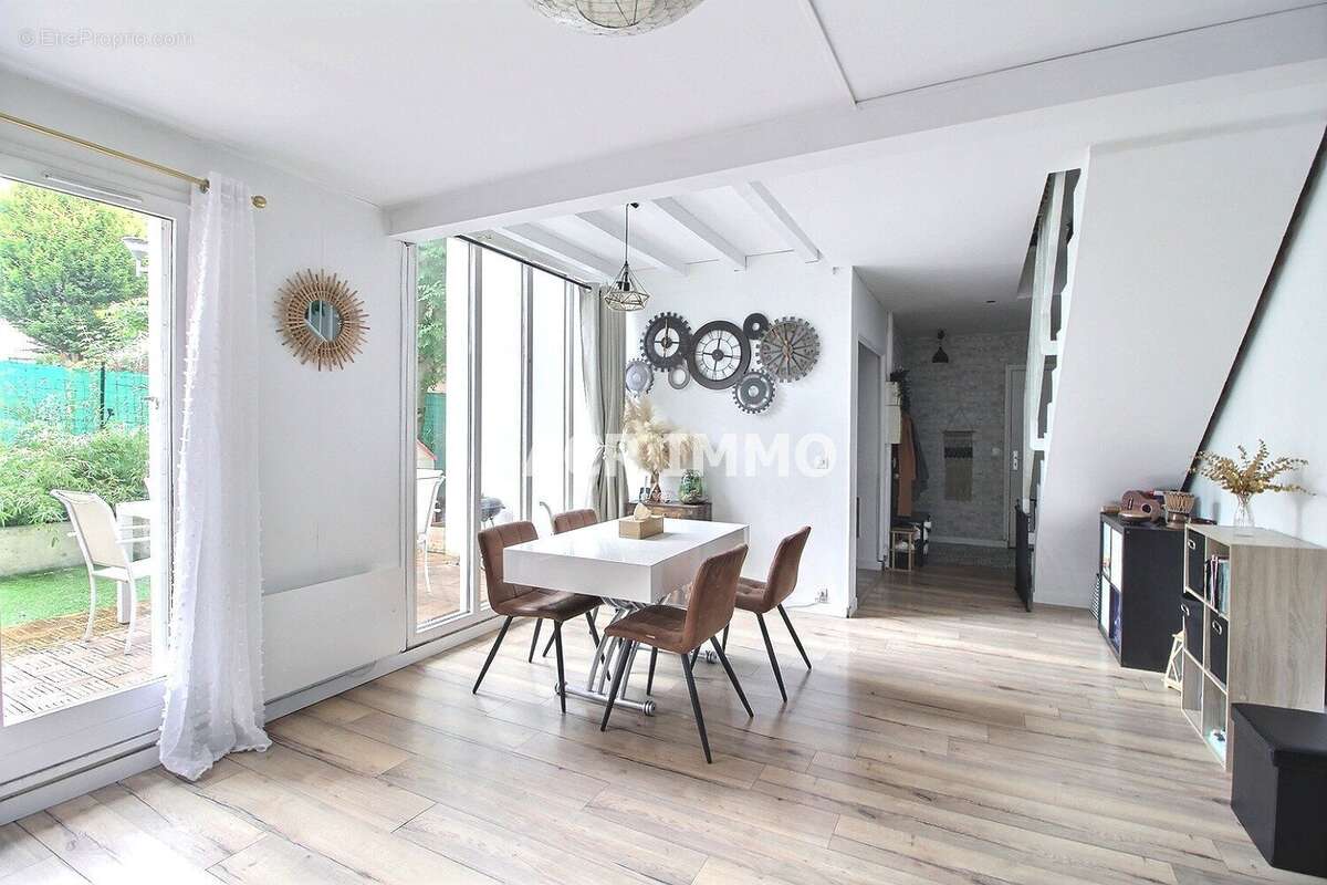 Appartement à ANDRESY