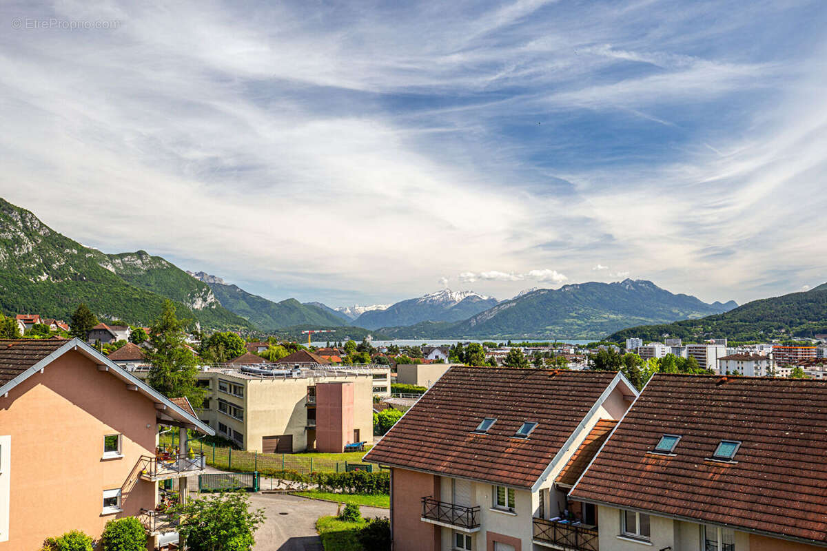 Agence immobiliere laforet - annecy-le-vieux - "sakura" - appartement t5 de 183,20m² - terrasses - cave - place de stationnement - photo 4