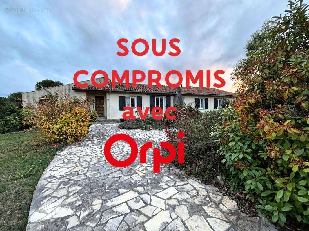 Maison à VILLEMOUSTAUSSOU