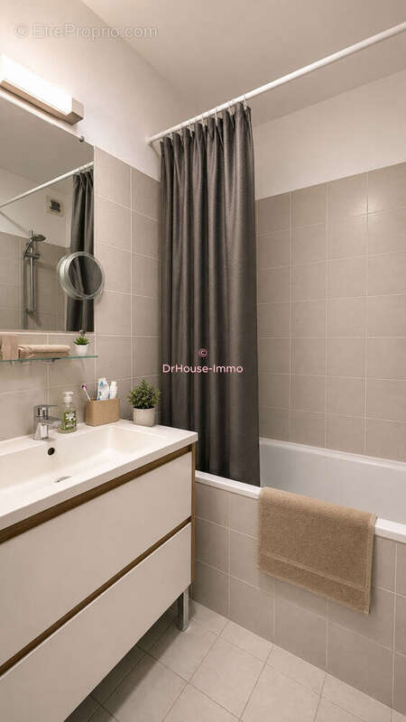 Appartement 50 m² à Nimes  - photo 6