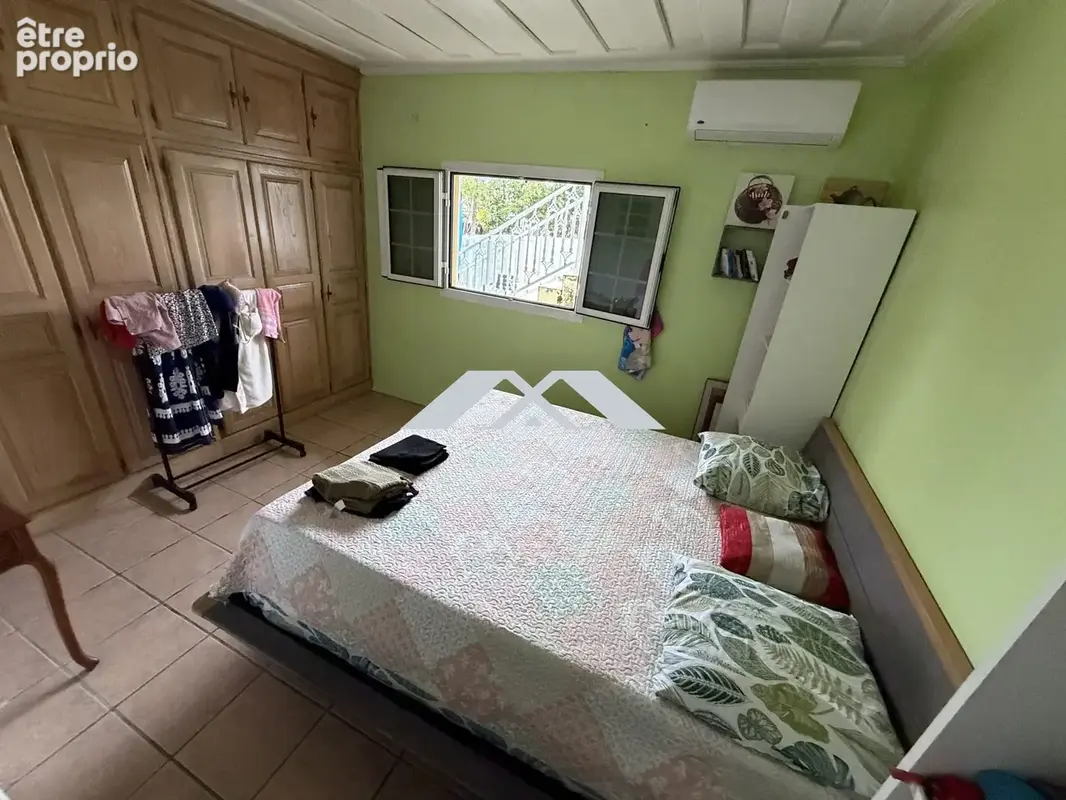 Maison 6 pièces 190 m² à vendre à Saint-Benoit (97470) - photo 5