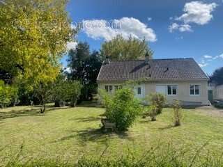 Maison à SAINT-SAUVEUR-SUR-ECOLE
