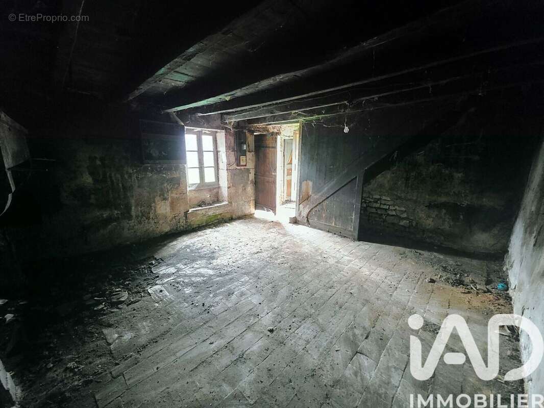 Photo 2 - Maison à SAINT-GERMAIN-DE-MONTBRON