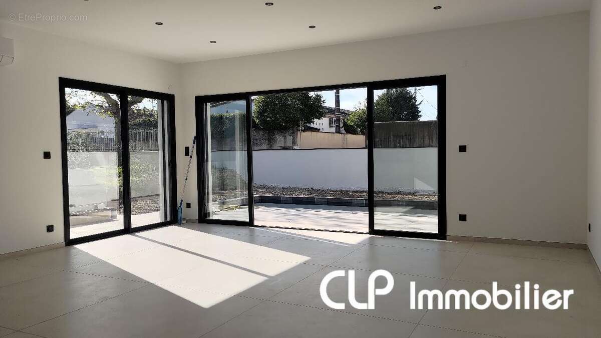 Maison 168 m² à Montelimar  - photo 9