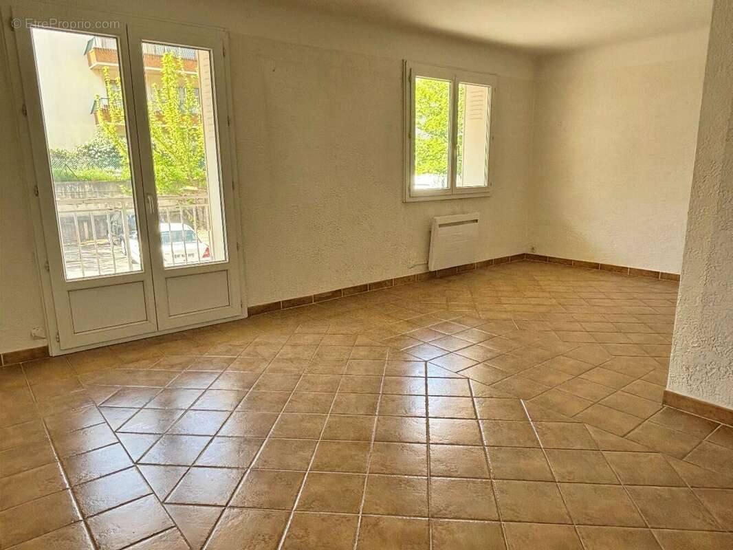 Appartement à SAINT-RAPHAEL