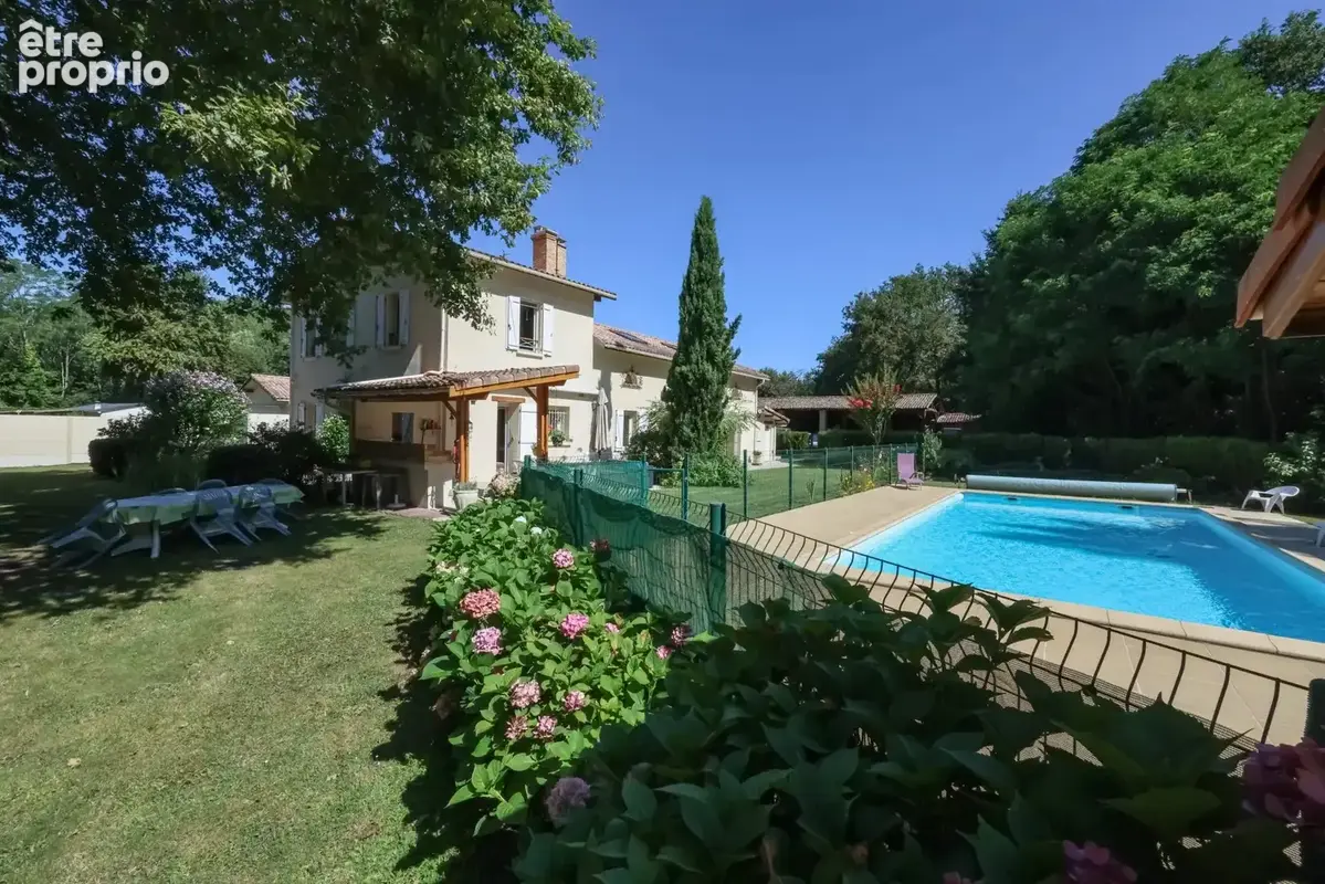 Photo Maison à Belin-Beliet au prix de 425 000€