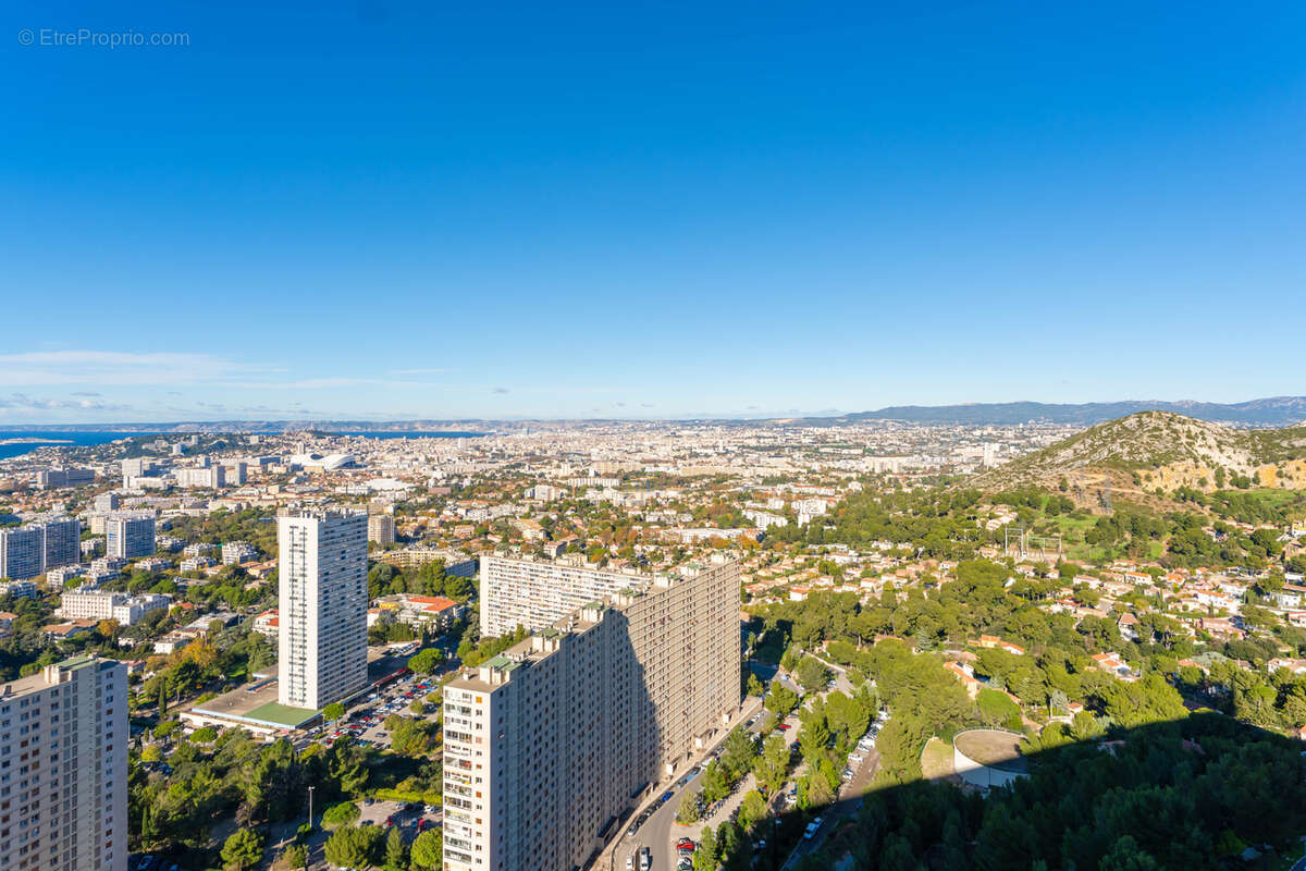 Appartement à MARSEILLE-9E