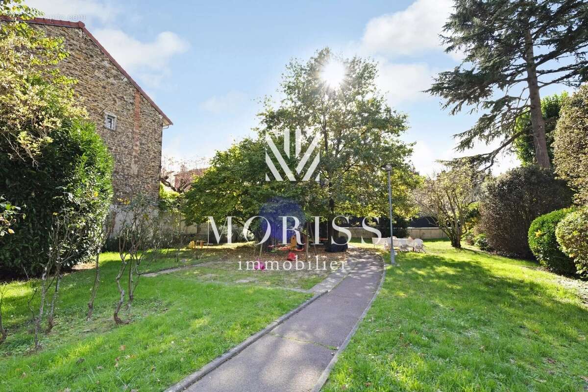 Appartement à FONTENAY-SOUS-BOIS