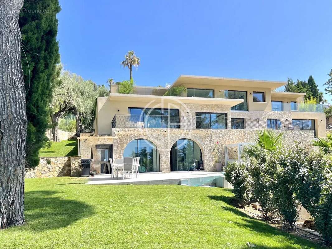 Maison à MOUGINS