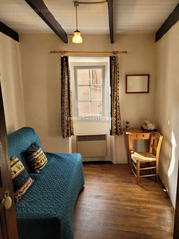 Maison à LA ROCHETTE-DU-BUIS