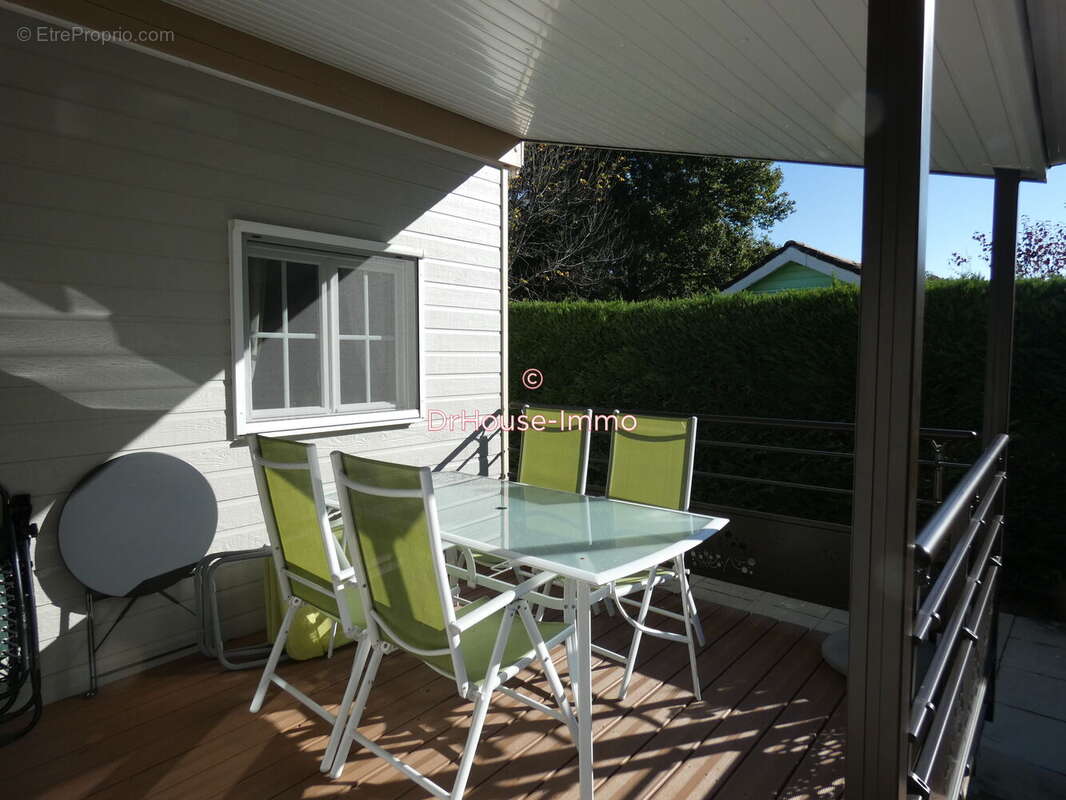 Maison à SAINTE-GEMME