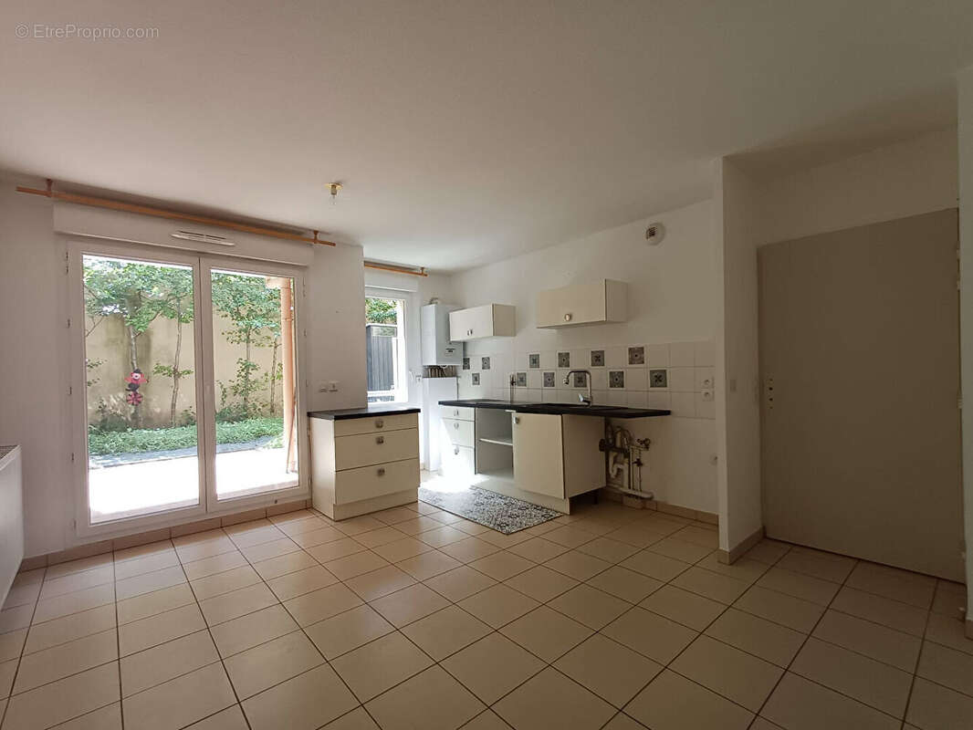 Appartement T2 - 41m²- Villeurbanne Luxembourg - photo 4
